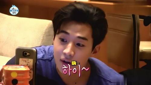 嘴哥爆料刘宪华视频全集,精彩瞬间与幕后故事大公开 第2张 嘴哥爆料刘宪华视频全集,精彩瞬间与幕后故事大公开 第2张